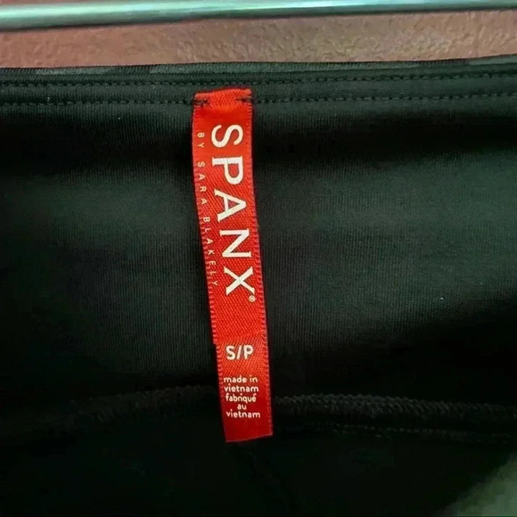 SPANX Faux Leather Camo Leggings - Picture 3 of 8